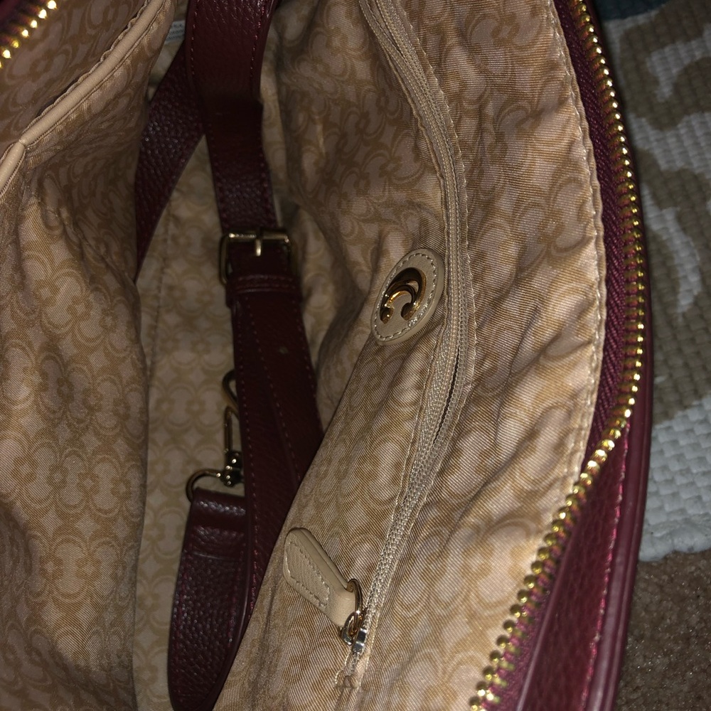 Handbag - Picture 3 of 5